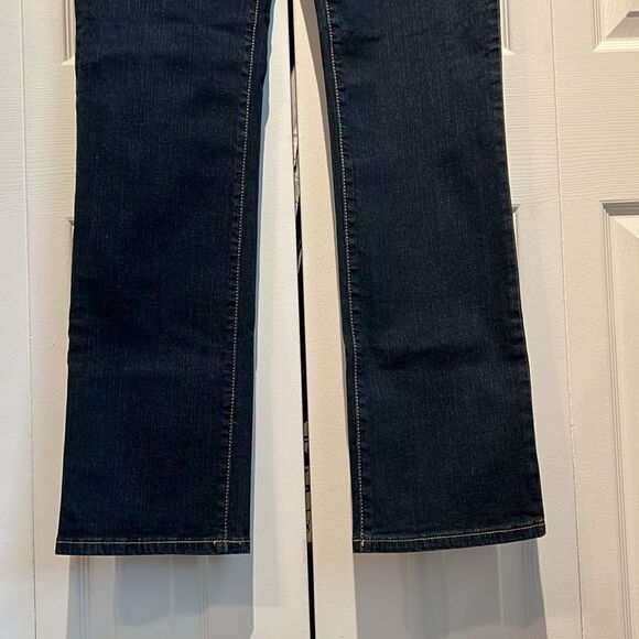 NYDJ Dark Wash High Rise Straight Leg Jeans Size 12 NWT‎ - Picture 3 of 13